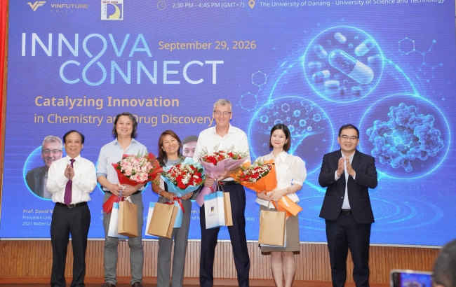 Nobel Hóa học và cuộc “chạm” tri thức tại Đà Nẵng
