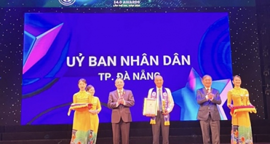 ĐÀ NẴNG ĐƯỢC VINH DANH LÀ ĐỊA PHƯƠNG “CHỦ ĐỘNG THỰC HIỆN CÁCH MẠNG CÔNG NGHIỆP 4.0 VÀ CHUYỂN ĐỔI SỐ”