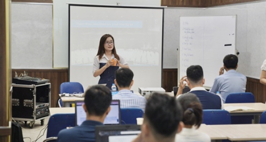 Khai mạc Chương trình huấn luyện Pitching trong khuôn khổ Cuộc thi Khởi nghiệp đổi mới sáng tạo thành phố Đà Nẵng - Ngày hội SURF 2023