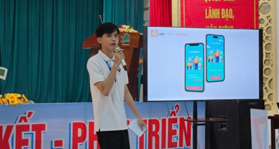 KHƠI DẬY TINH THẦN KHỞI NGHIỆP SÁNG TẠO TRONG SINH VIÊN TRƯỜNG CAO ĐẲNG NGHỀ ĐÀ NẴNG