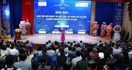 SURF 2024 CHÍNH THỨC KHAI MẠC VỚI CHỦ ĐỀ “VƯƠN TẦM SÁNG TẠO - KẾT NỐI TOÀN CẦU”