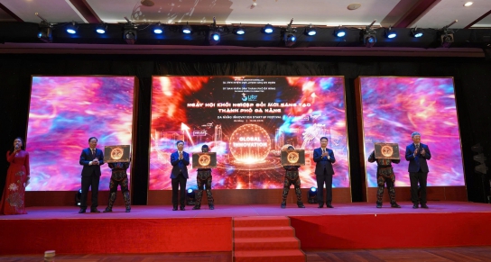 SURF 2026: KỶ NGUYÊN VƯƠN MÌNH – SÁNG TẠO TIÊN PHONG
