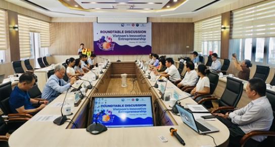 Tọa đàm bàn tròn: “Khởi nghiệp đổi mới sáng tạo Việt Nam”