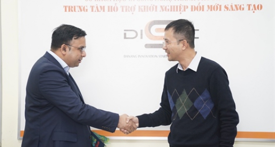 Trung tâm Hỗ trợ khởi nghiệp đổi mới sáng tạo Đà Nẵng tiếp và làm việc với Lãnh sự Kinh tế,Tổng Lãnh sự quán Úc tại TP.HCM